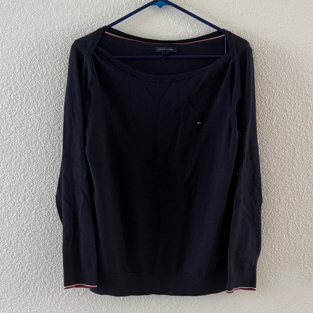 Tommy Hilfiger Women's Navy V-Neck Sweater
